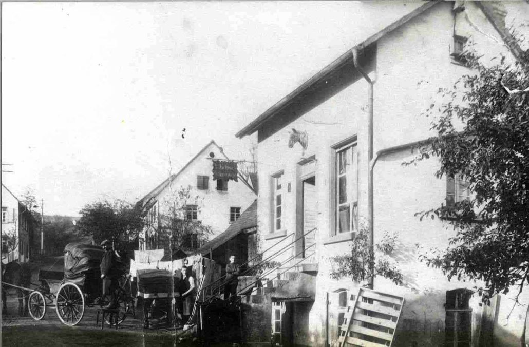 Das historische Geschäft in Elzach um 1900
