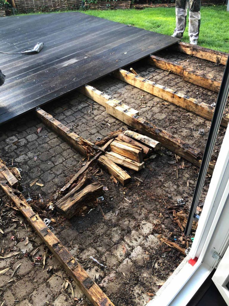 Rückbau der alten, morschen Holzterrasse